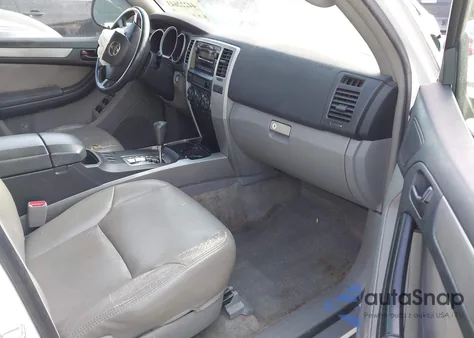 2006 Toyota 4Runner Sr5 V6 z USA, uszkodzony, nr VIN JTEZU14R560065988